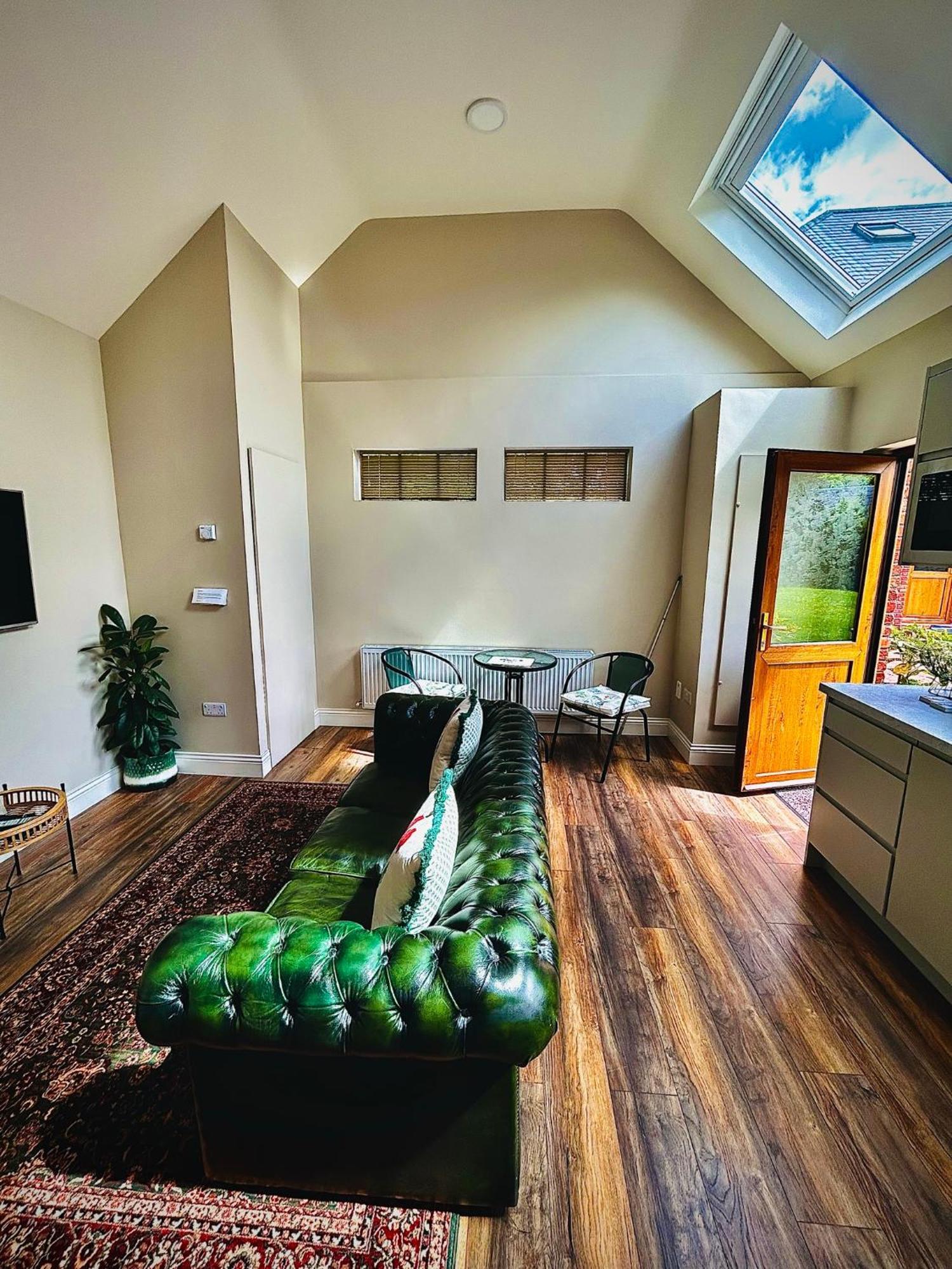 Oranhill Lodge Guesthouse Oranmore Eksteriør billede