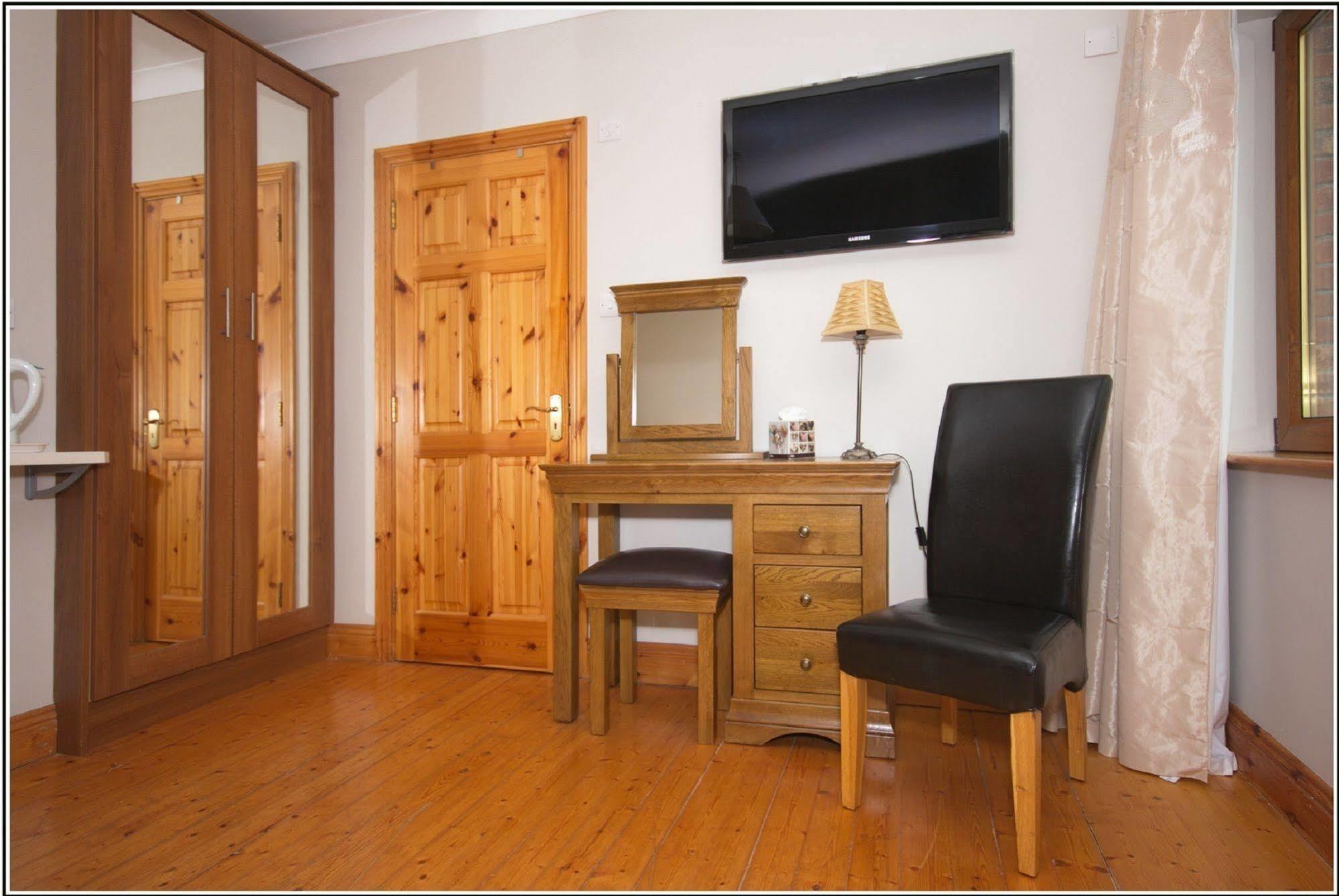 Oranhill Lodge Guesthouse Oranmore Eksteriør billede